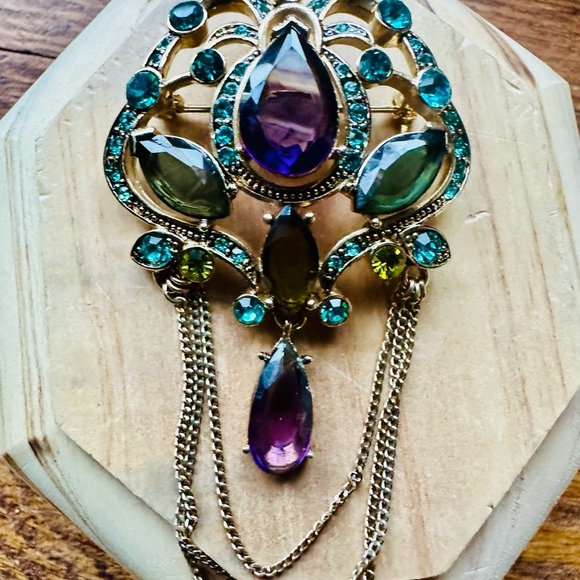 Vintage 60’s Monet Stunning Multicolor Gemstone Brooch - Picture 8 of 10